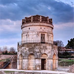 IL MAUSOLEO DI TEODORICO, UN IDEALE ATTRAVERSO I TEMPI